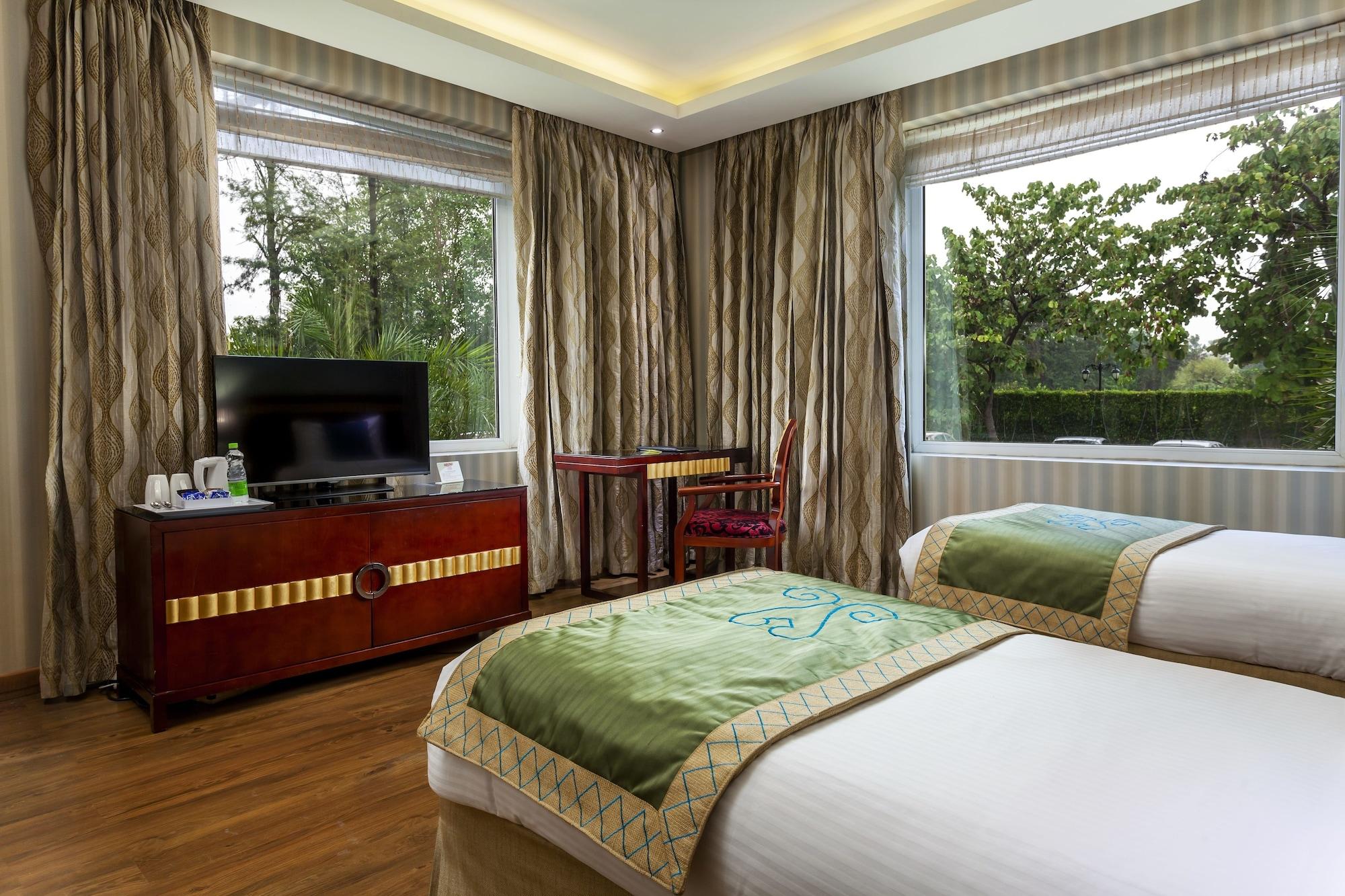 Atrio By Devam Hotel Gurgaon Ngoại thất bức ảnh