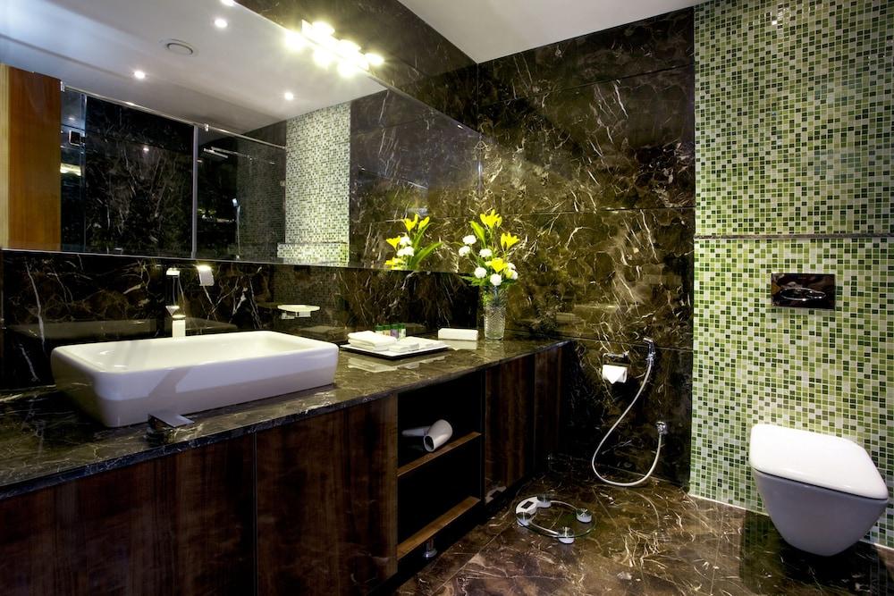 Atrio By Devam Hotel Gurgaon Ngoại thất bức ảnh
