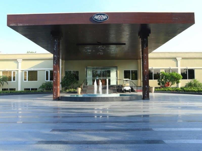 Atrio By Devam Hotel Gurgaon Ngoại thất bức ảnh