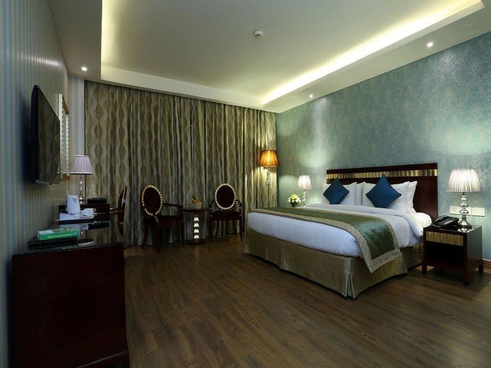 Atrio By Devam Hotel Gurgaon Ngoại thất bức ảnh