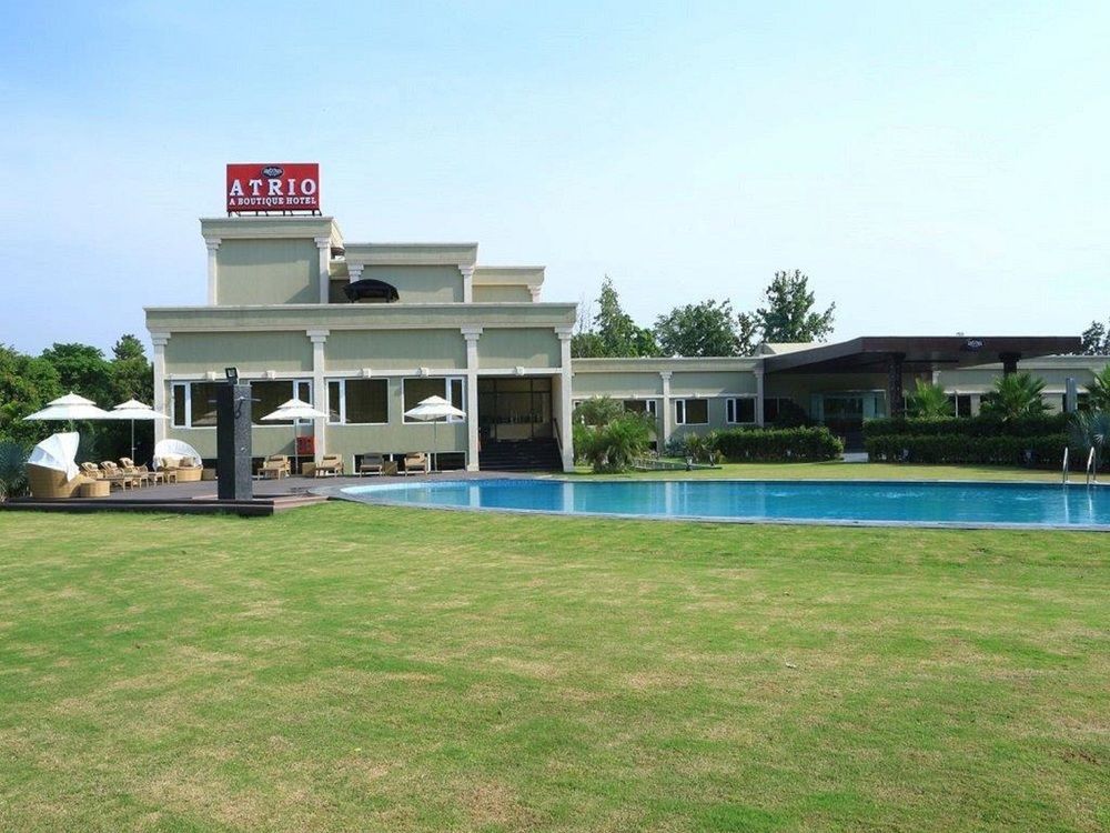 Atrio By Devam Hotel Gurgaon Ngoại thất bức ảnh