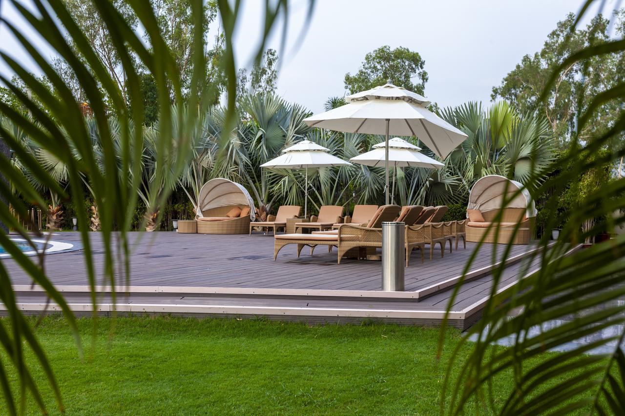 Atrio By Devam Hotel Gurgaon Ngoại thất bức ảnh