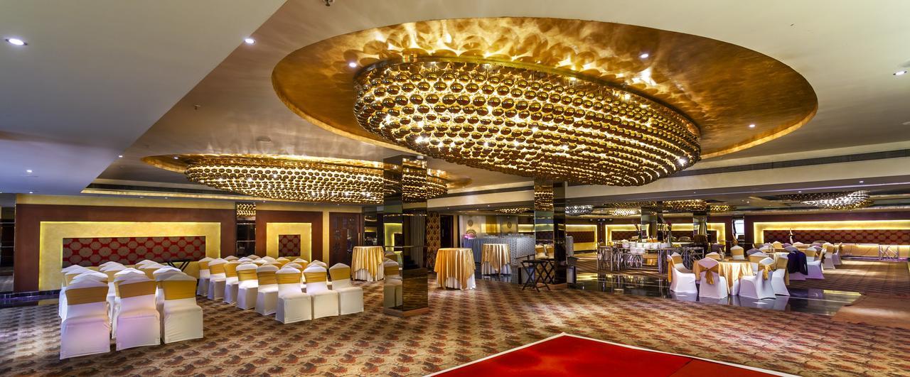 Atrio By Devam Hotel Gurgaon Ngoại thất bức ảnh